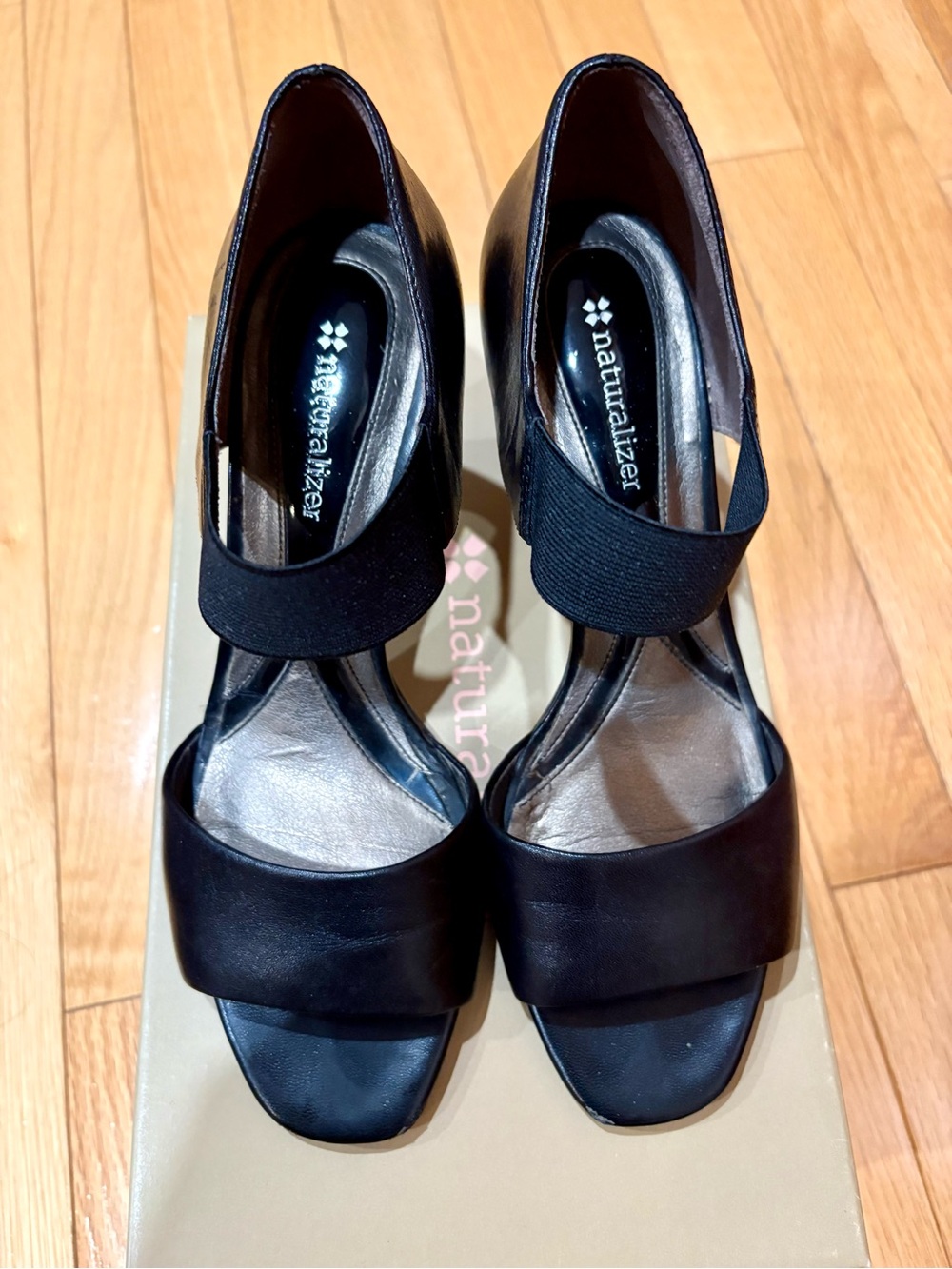 Naturalizer Black Open-Toe Elastic Strap Block Heels, size 7